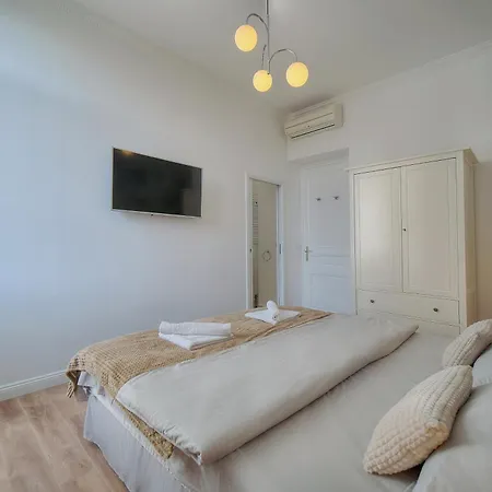 Apartment Oasis Du Sud 4 Beds And 4 Baths 10 Min From Palais *