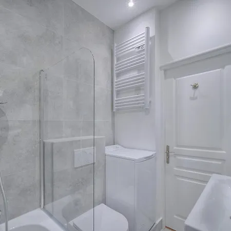 Apartment Oasis Du Sud 4 Beds And 4 Baths 10 Min From Palais